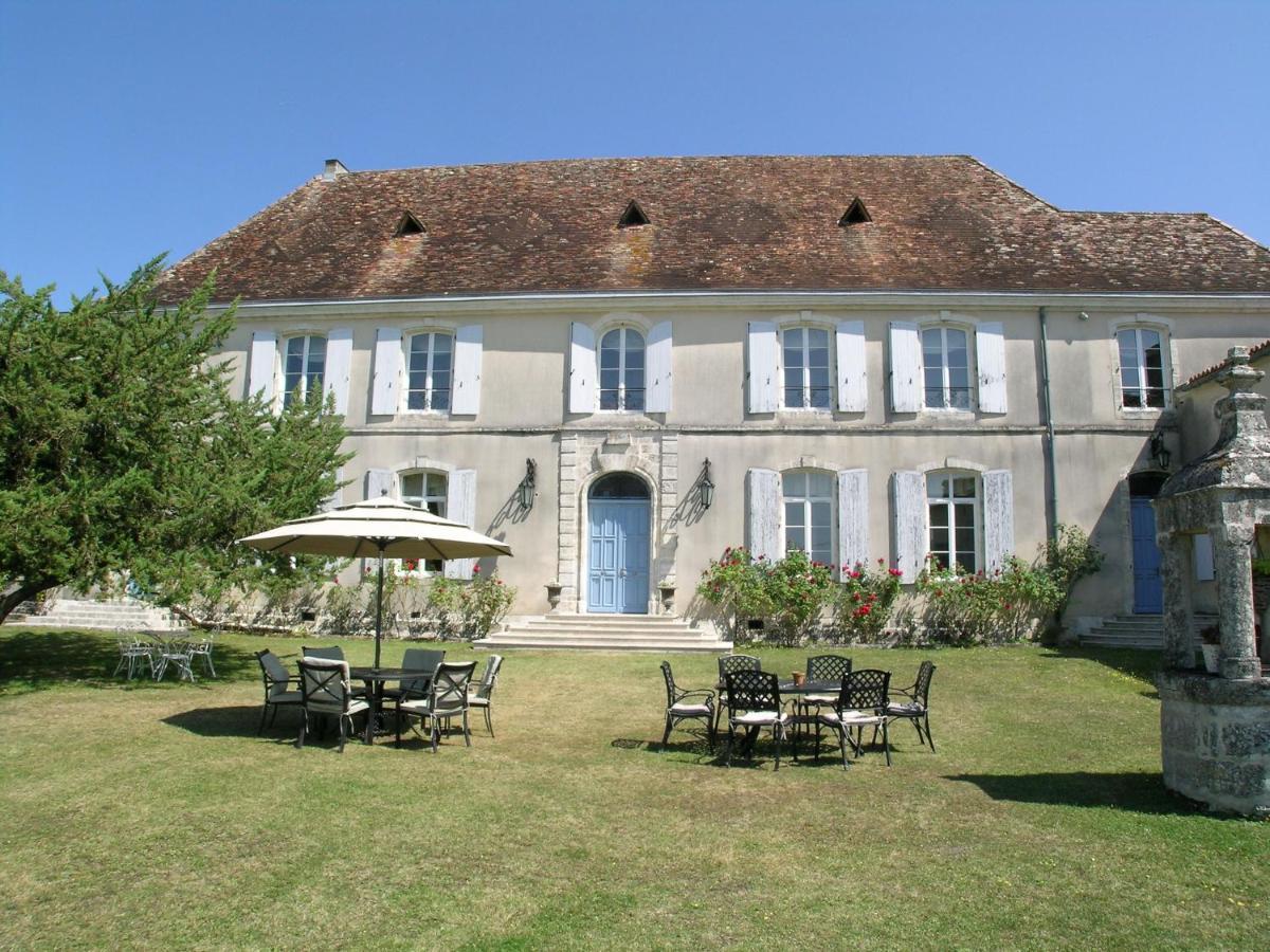 Chateau Du Bourbet Cherval Exterior foto