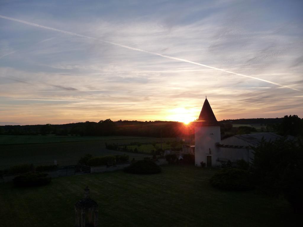 Chateau Du Bourbet Cherval Exterior foto